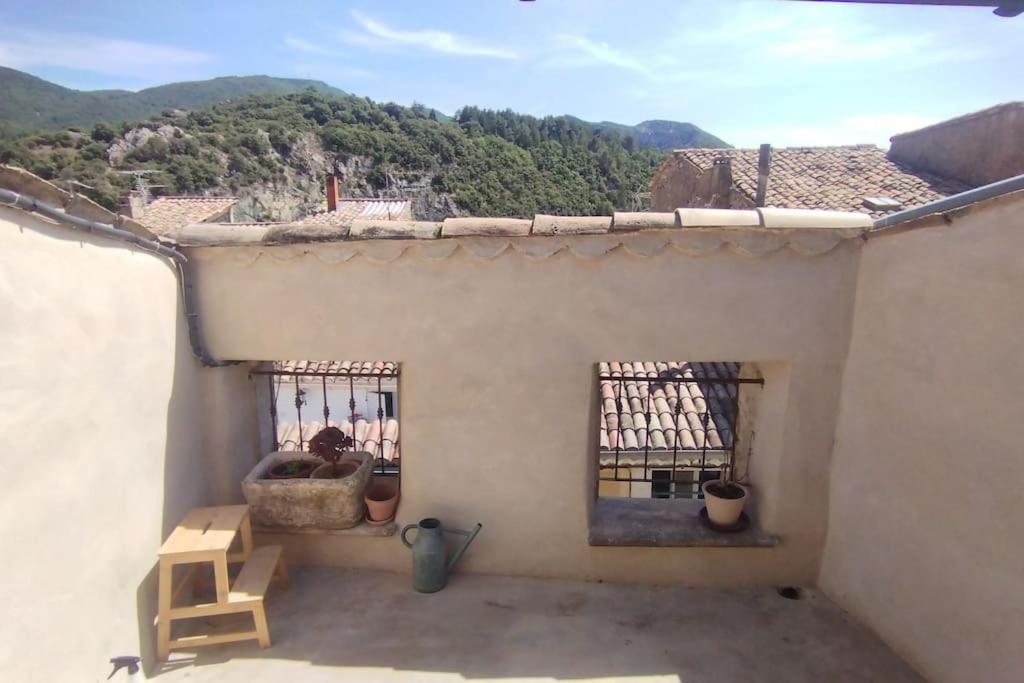 Les Toits Nyonsais Apartment Екстериор снимка